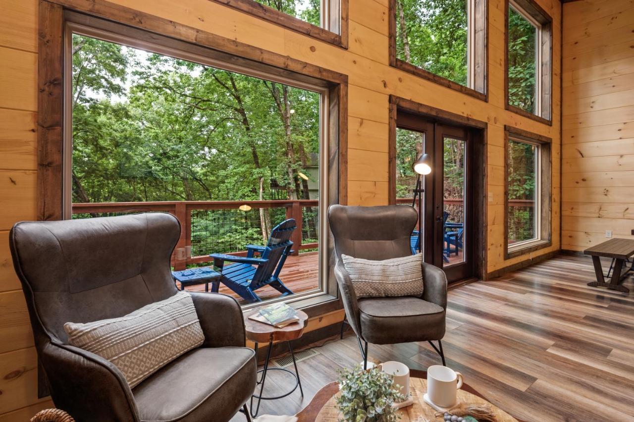 New Cozy Mountain Cabin Hot Tub Near Downtown Gatlinburg Exterior photo